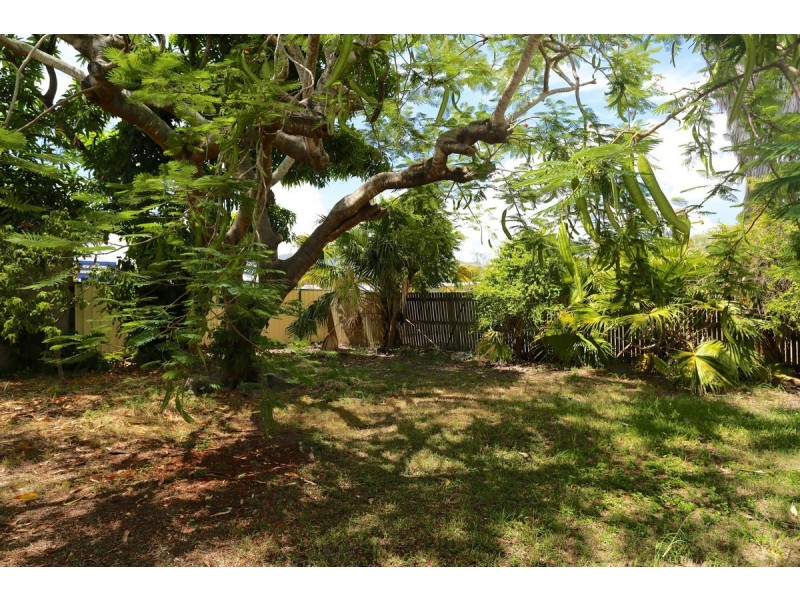39 Bernard Street, Berserker QLD 4701