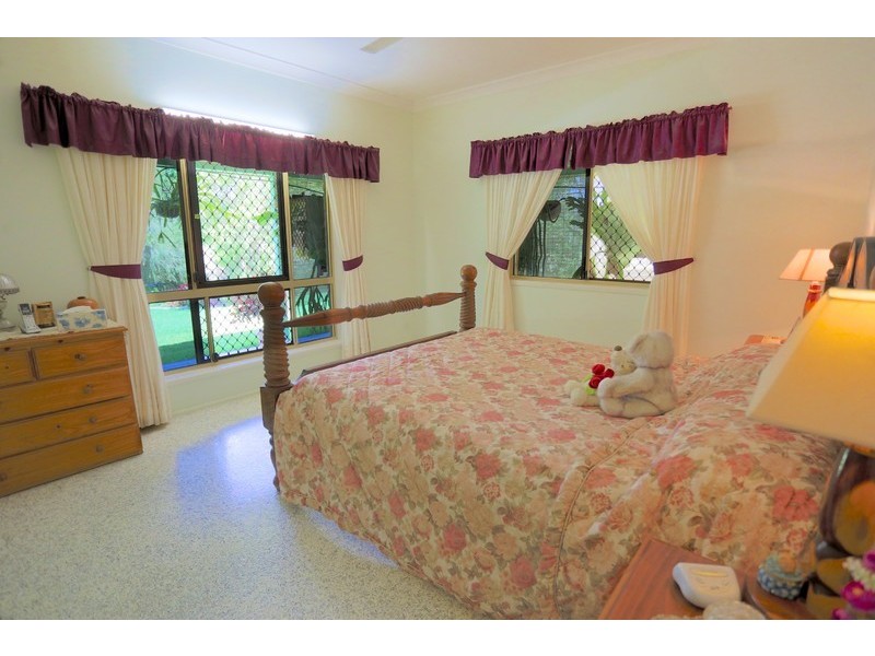11-13 Fairbairn Court, Emu Park QLD 4710