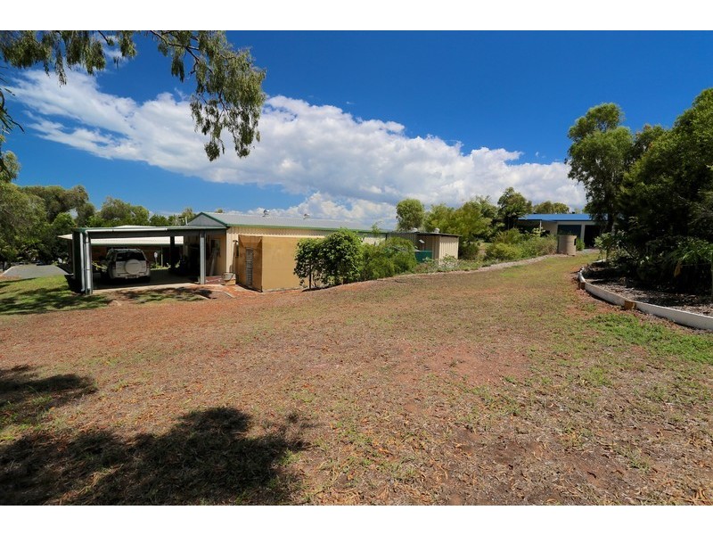 11-13 Fairbairn Court, Emu Park QLD 4710