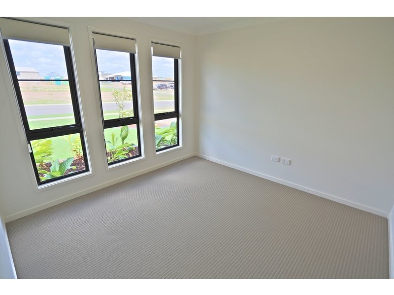 25 Hoop Avenue, Hidden Valley QLD 4703