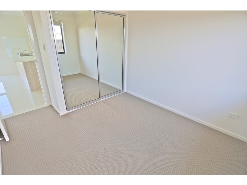 25 Hoop Avenue, Hidden Valley QLD 4703