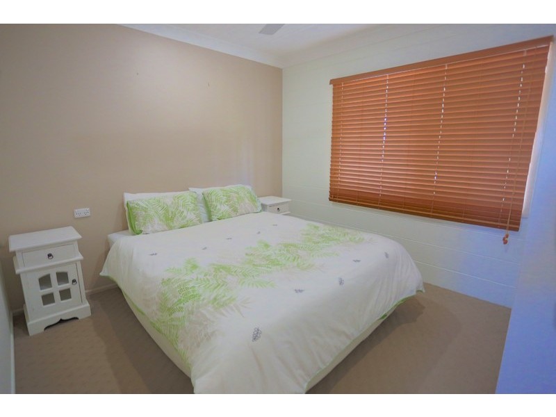 6 Crane Street, Emu Park QLD 4710