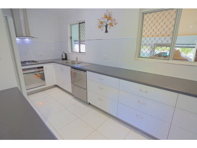 48 Nelson Street, Emu Park QLD 4710