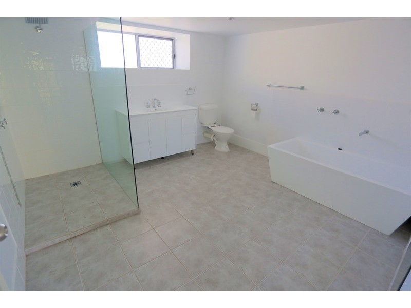 48 Nelson Street, Emu Park QLD 4710