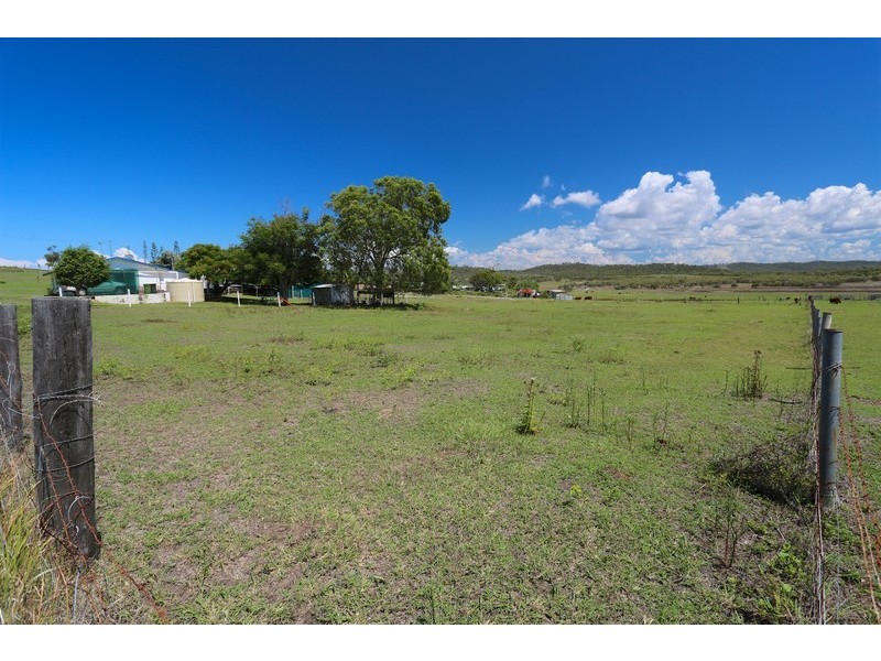 48 Nelson Street, Emu Park QLD 4710