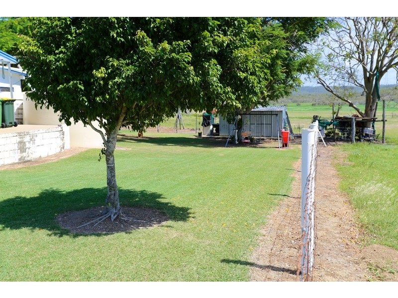 48 Nelson Street, Emu Park QLD 4710
