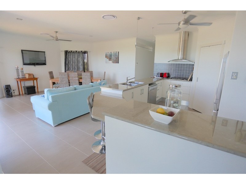 42 Hawke Street, Emu Park QLD 4710