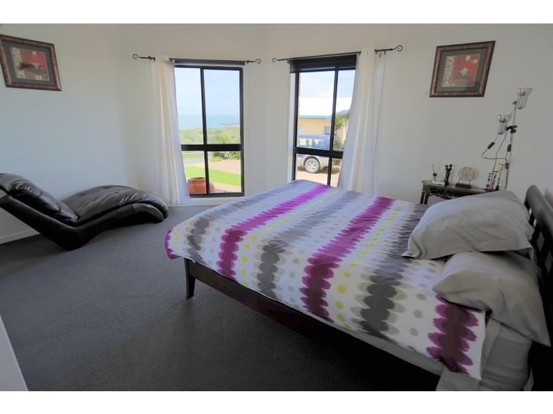 42 Hawke Street, Emu Park QLD 4710