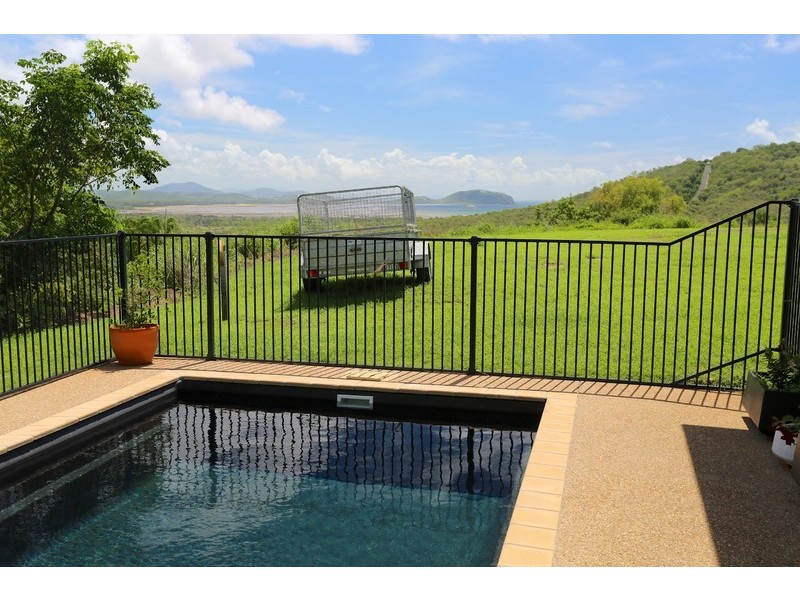 42 Hawke Street, Emu Park QLD 4710