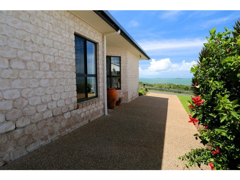 42 Hawke Street, Emu Park QLD 4710