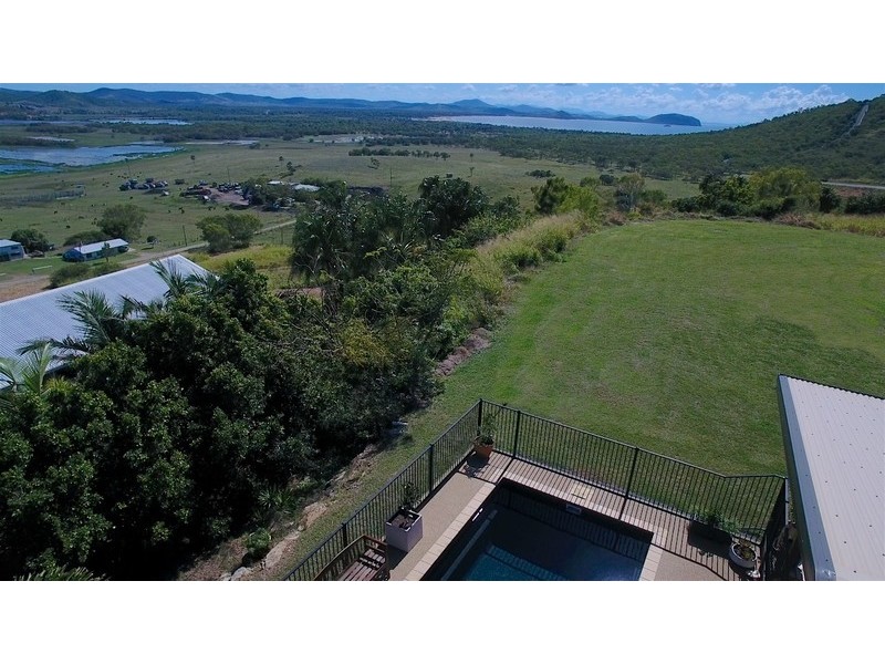 42 Hawke Street, Emu Park QLD 4710