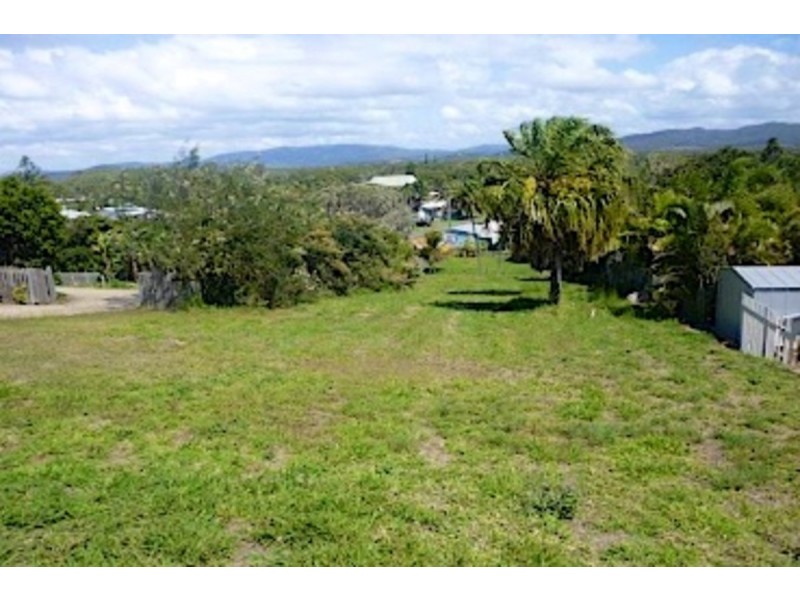 17 Taylor Street, Keppel Sands QLD 4702