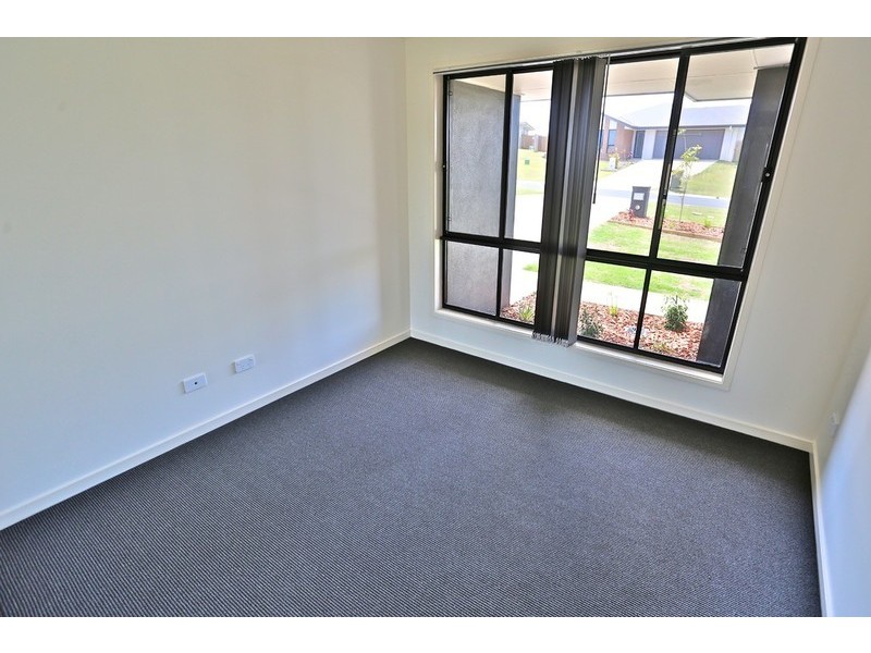 37 Timbers Beach Road, Zilzie QLD 4710