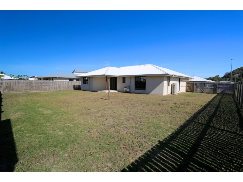 38 Outrigger Drive, Mulambin QLD 4703