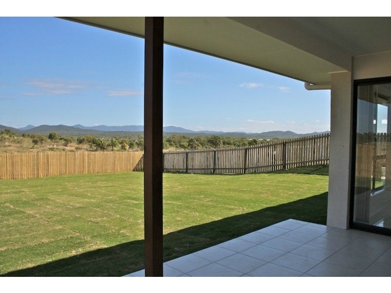 66 Falcon Crest, Emu Park QLD 4710