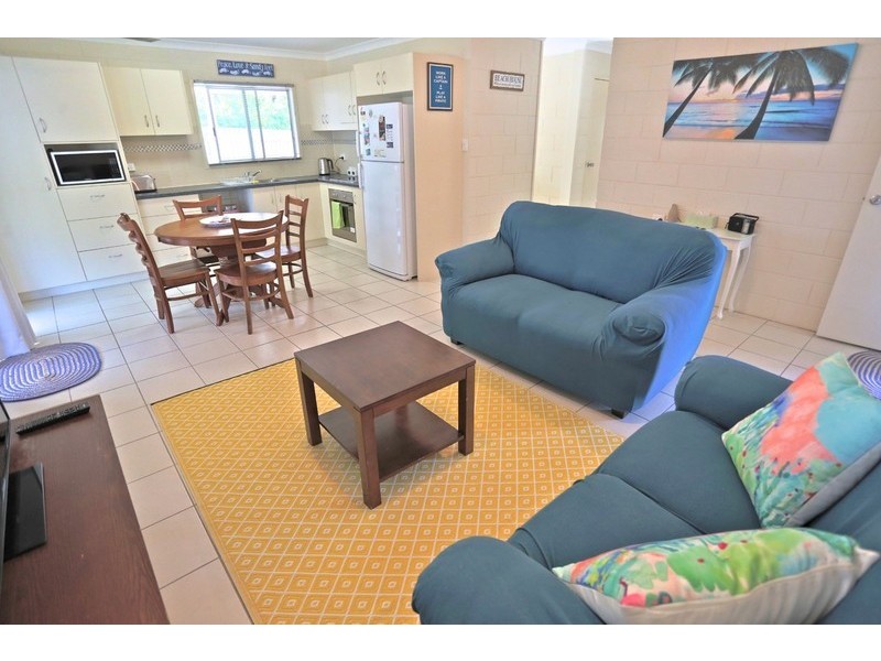 12 Phillip Street, Emu Park QLD 4710