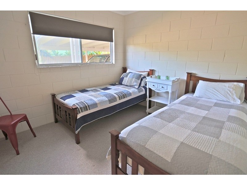 12 Phillip Street, Emu Park QLD 4710