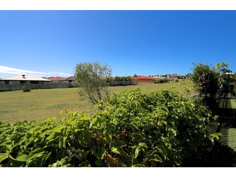 3 Triton Close, Emu Park QLD 4710