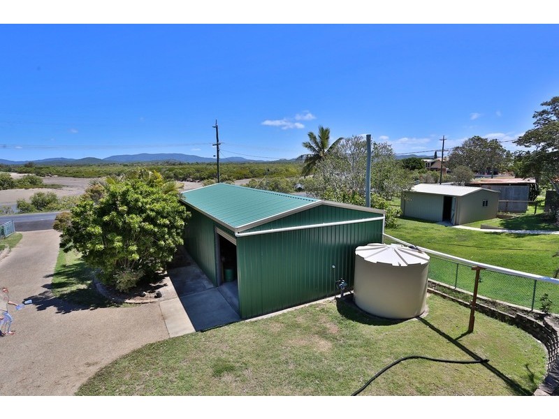 136 Schofield Parade, Keppel Sands QLD 4702