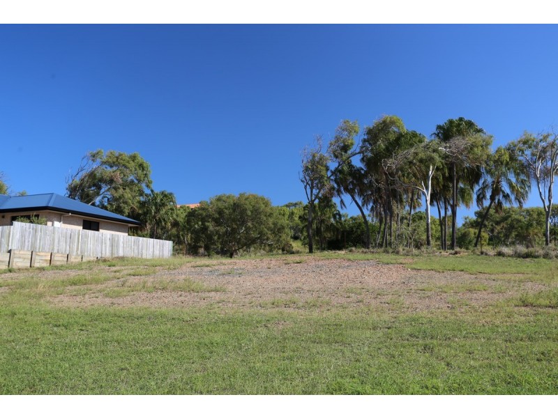 24 Fishermans Lane, Emu Park QLD 4710