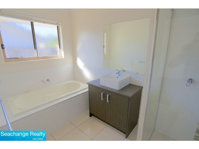 9 Outrigger Drive, Mulambin QLD 4703