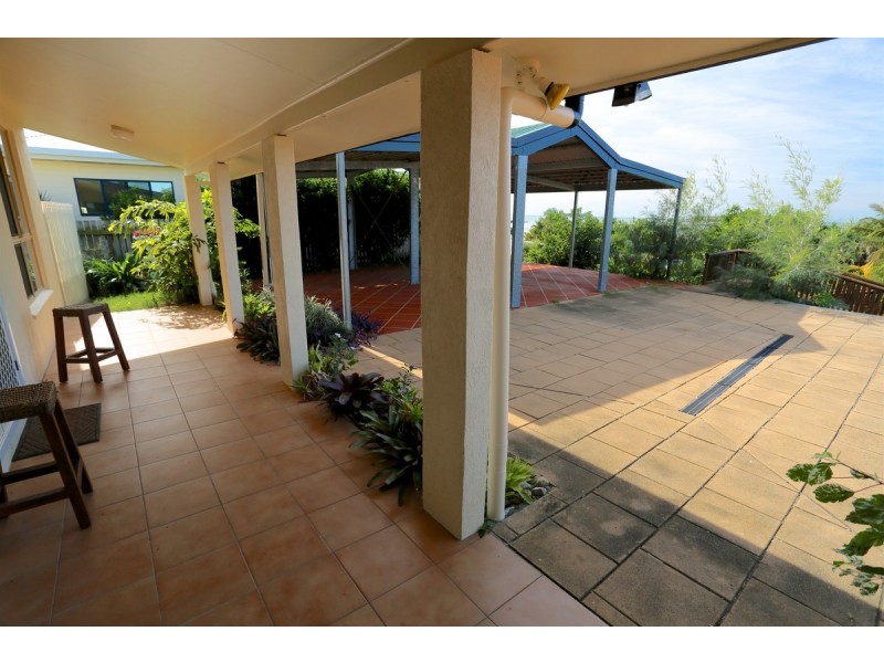 63 Reef Street, Zilzie QLD 4710