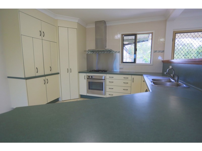 63 Reef Street, Zilzie QLD 4710