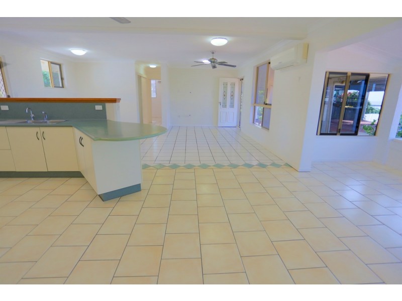 63 Reef Street, Zilzie QLD 4710