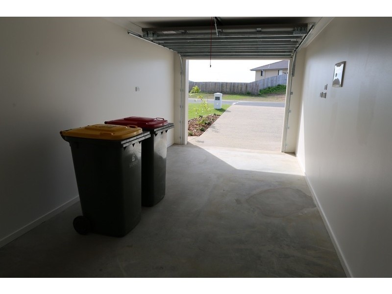 42A Falcon Crest, Zilzie QLD 4710