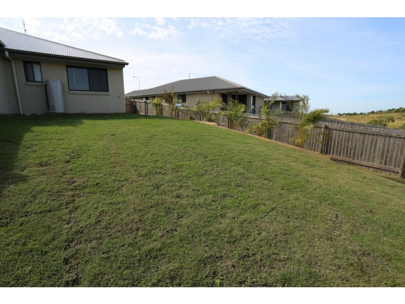 42B Falcon Crest, Zilzie QLD 4710