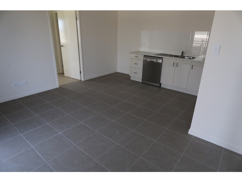 24B Amalfi Drive, Zilzie QLD 4710