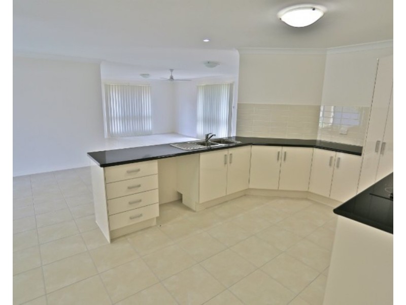 21 Nerita Avenue, Emu Park QLD 4710