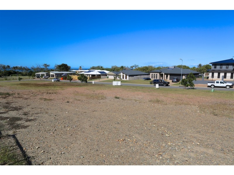 10 Fishermans Lane, Emu Park QLD 4710