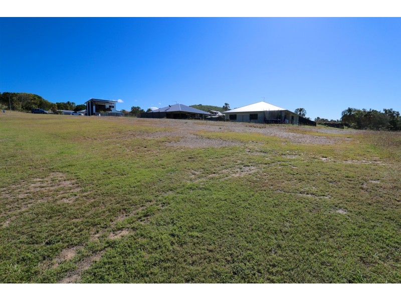10 Fishermans Lane, Emu Park QLD 4710