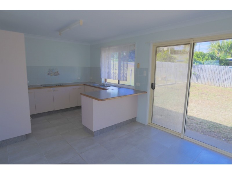 1 Singleton Street, Emu Park QLD 4710