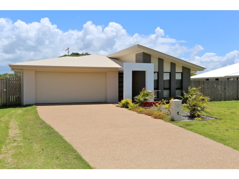 33 Outrigger Drive, Mulambin QLD 4703