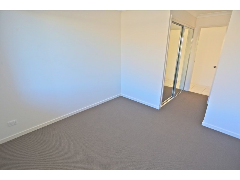 33 Outrigger Drive, Mulambin QLD 4703