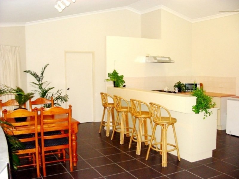 7 Giorgi Close, Keppel Sands QLD 4702