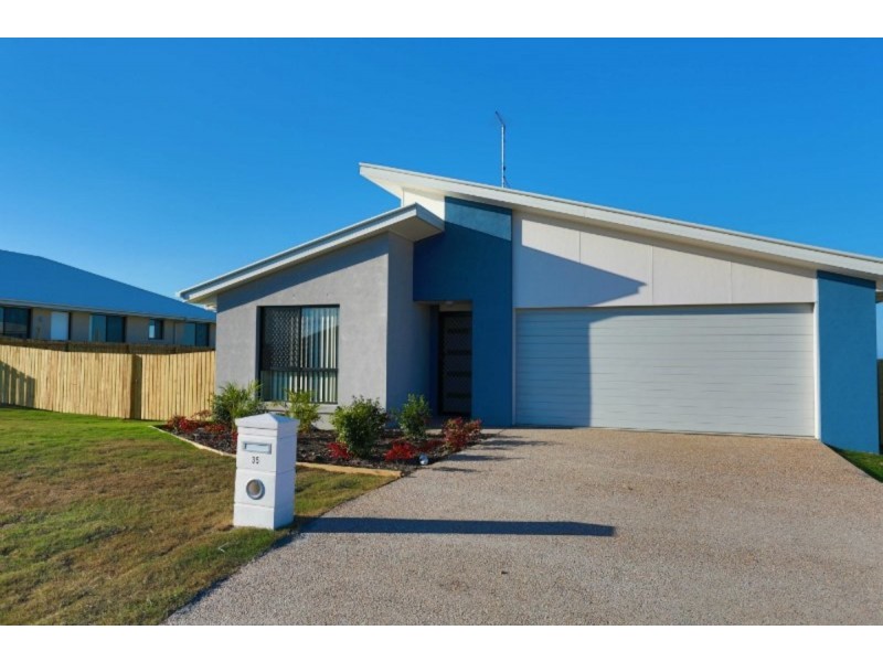 35 Falcon Crest, Emu Park QLD 4710