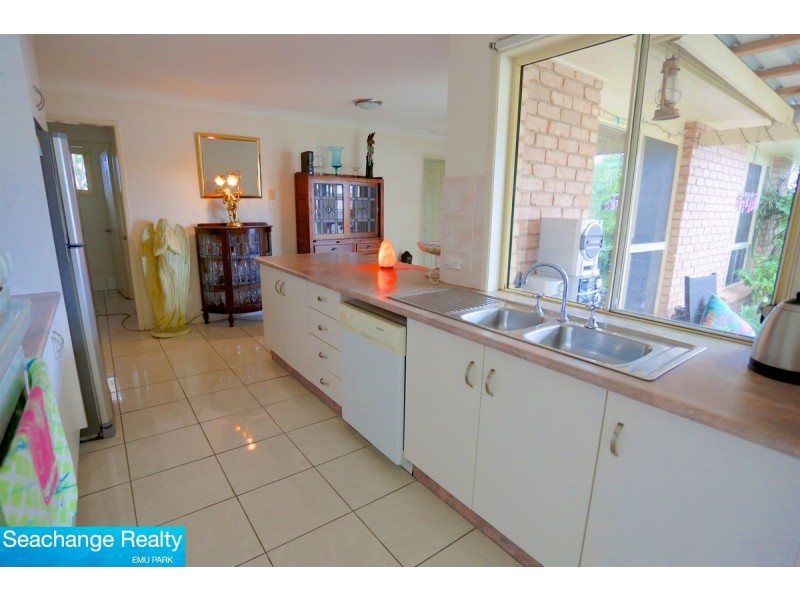 46 Larnach Street, Emu Park QLD 4710