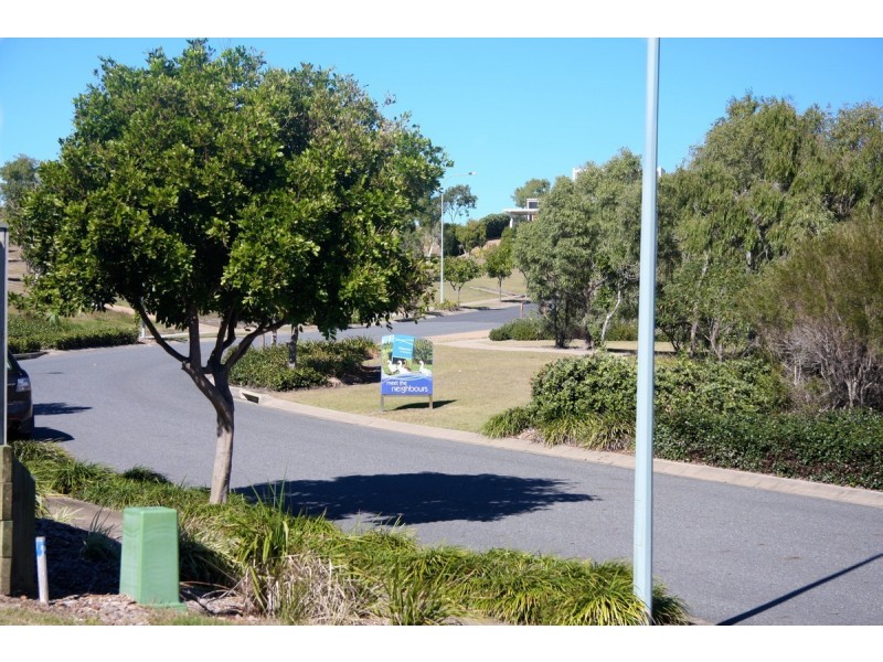 71 Cocoanut Point Drive, Zilzie QLD 4710