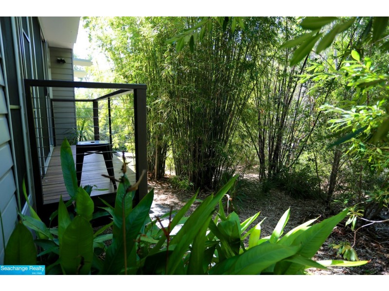 11 Hideaway Road, Zilzie QLD 4710