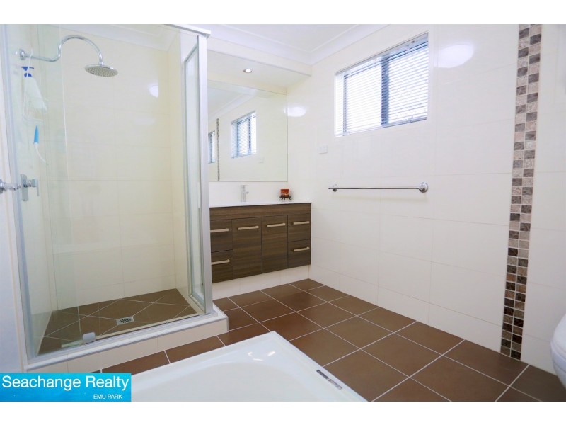 818 Scenic Highway, Kinka Beach QLD 4703