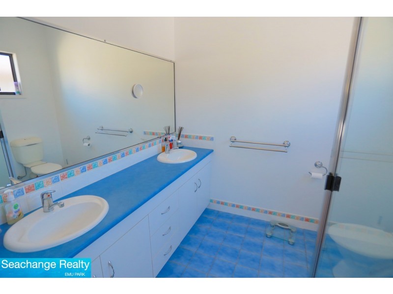 818 Scenic Highway, Kinka Beach QLD 4703