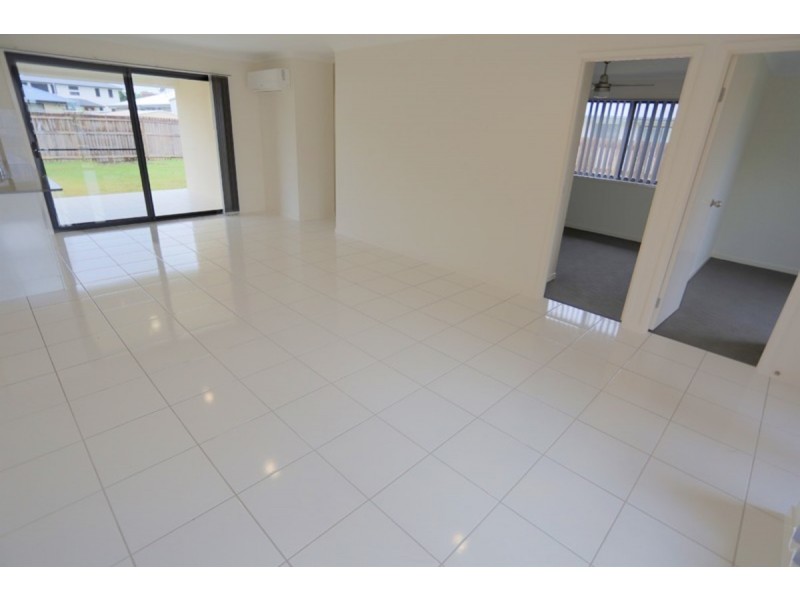 38 Outrigger Drive, Mulambin QLD 4703