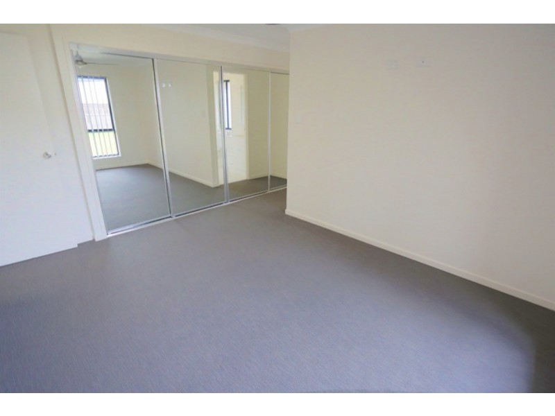 38 Outrigger Drive, Mulambin QLD 4703