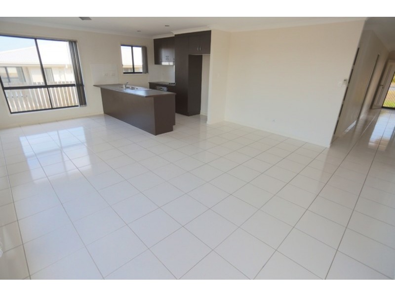 14 Falcon Crest, Zilzie QLD 4710