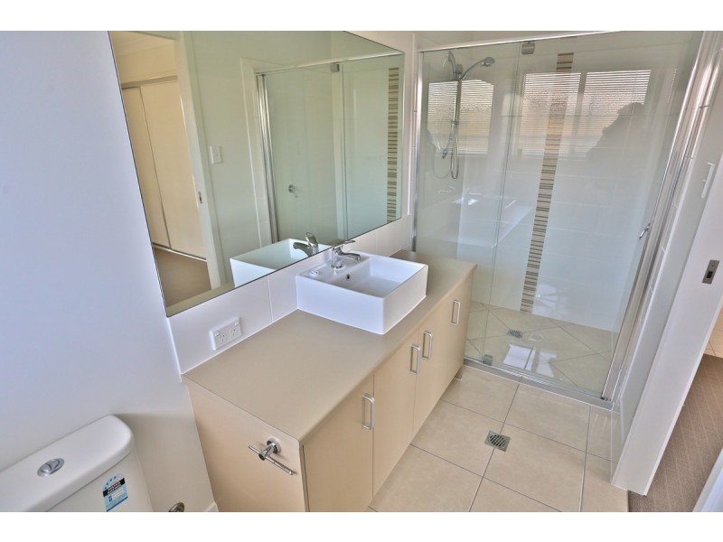 19 Beachside Circuit, Mulambin QLD 4703