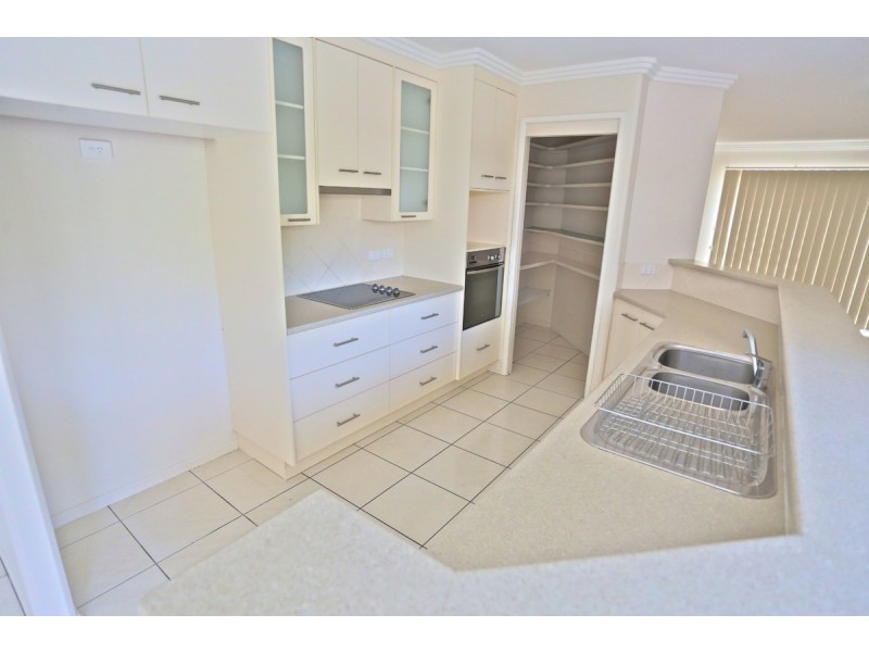 29 Nerita Avenue, Emu Park QLD 4710