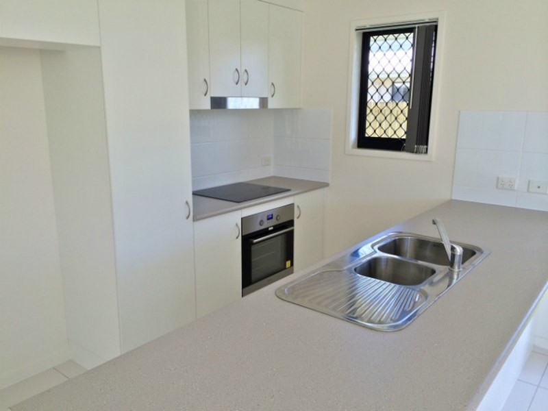 15 Beachside Circuit, Mulambin QLD 4703